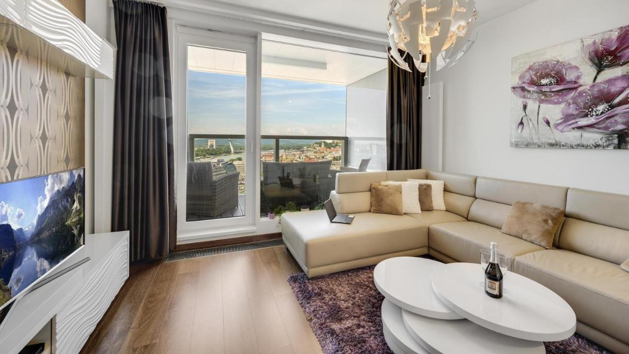 Apartmán Panorama - Sunset And Castle View, 22nd Floor, Garage, Ac Bratislava