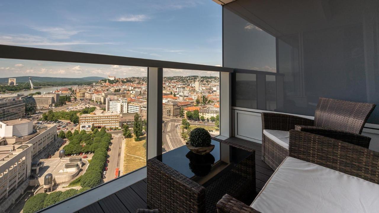 Panorama - Sunset And Castle View, 22nd Floor, Garage, Ac Apartmán *